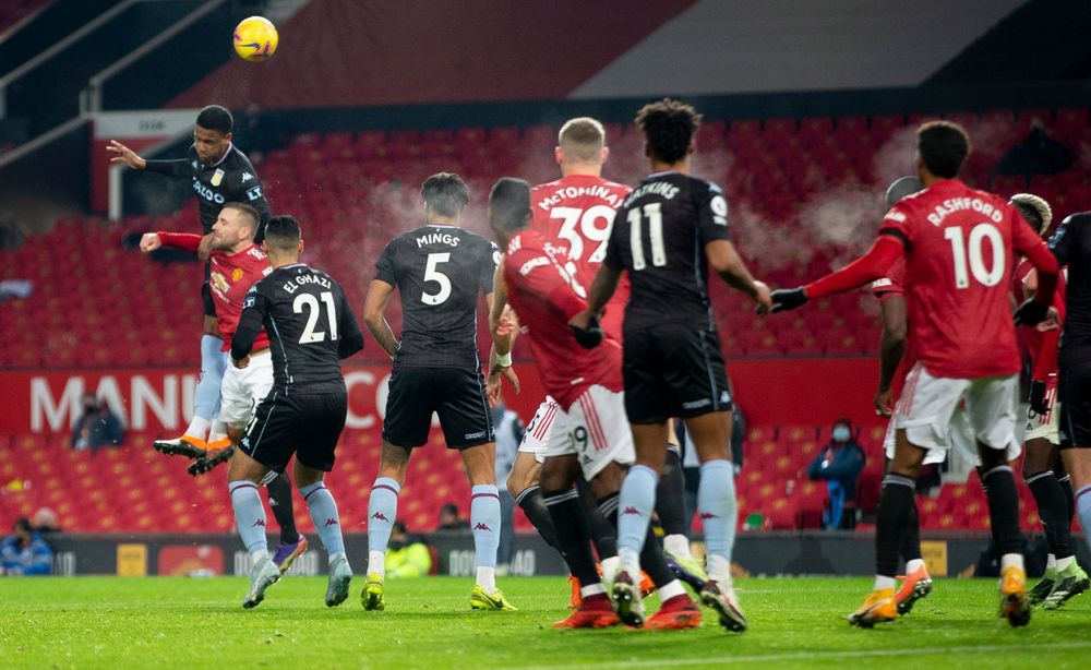Manchester United v Aston Villa
