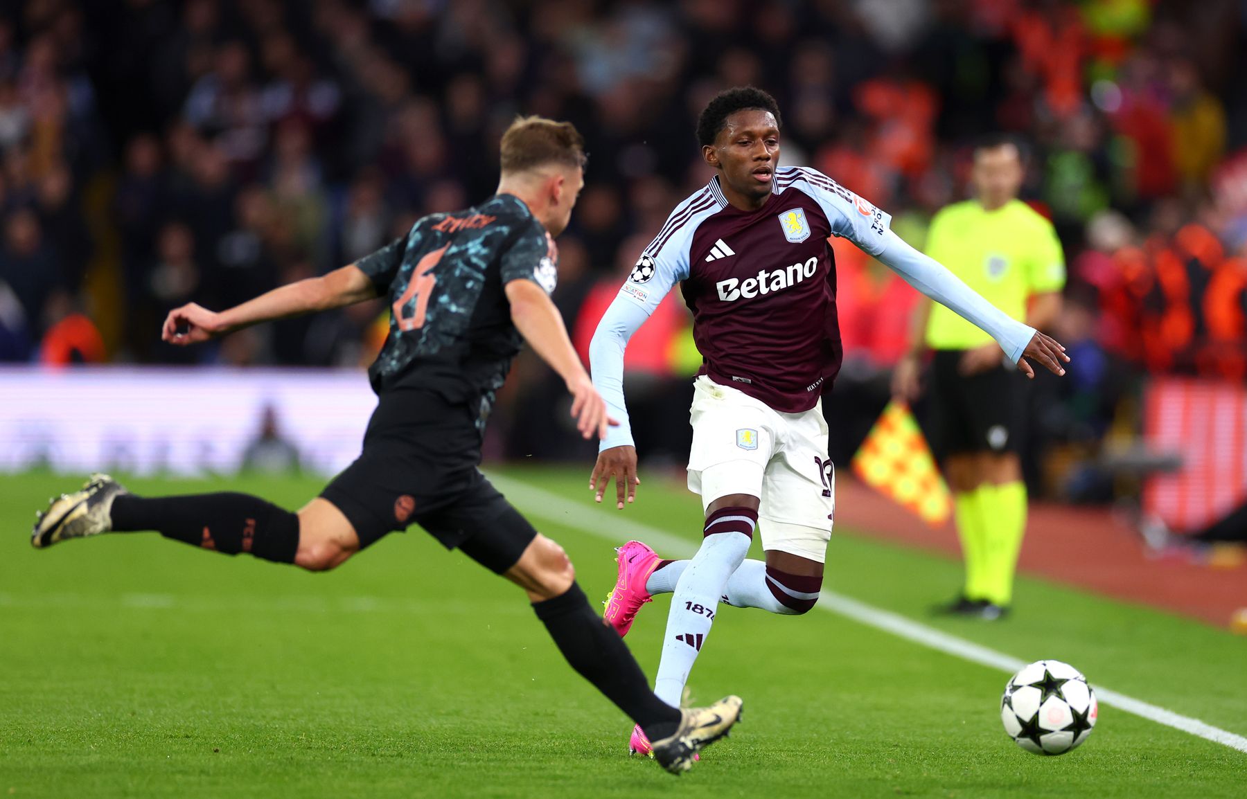 Aston Villa v Bayern Munich