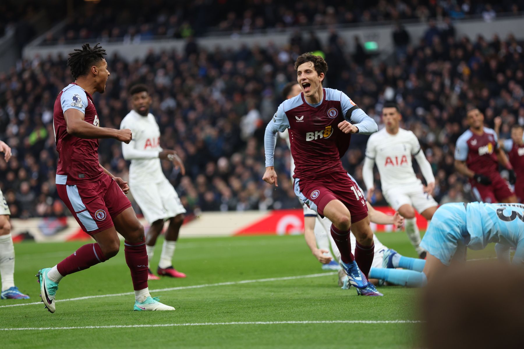 Tottenham Hotspur v Aston Villa