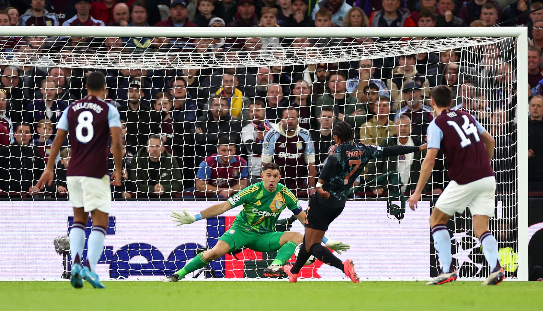 Aston Villa v Bayern Munich