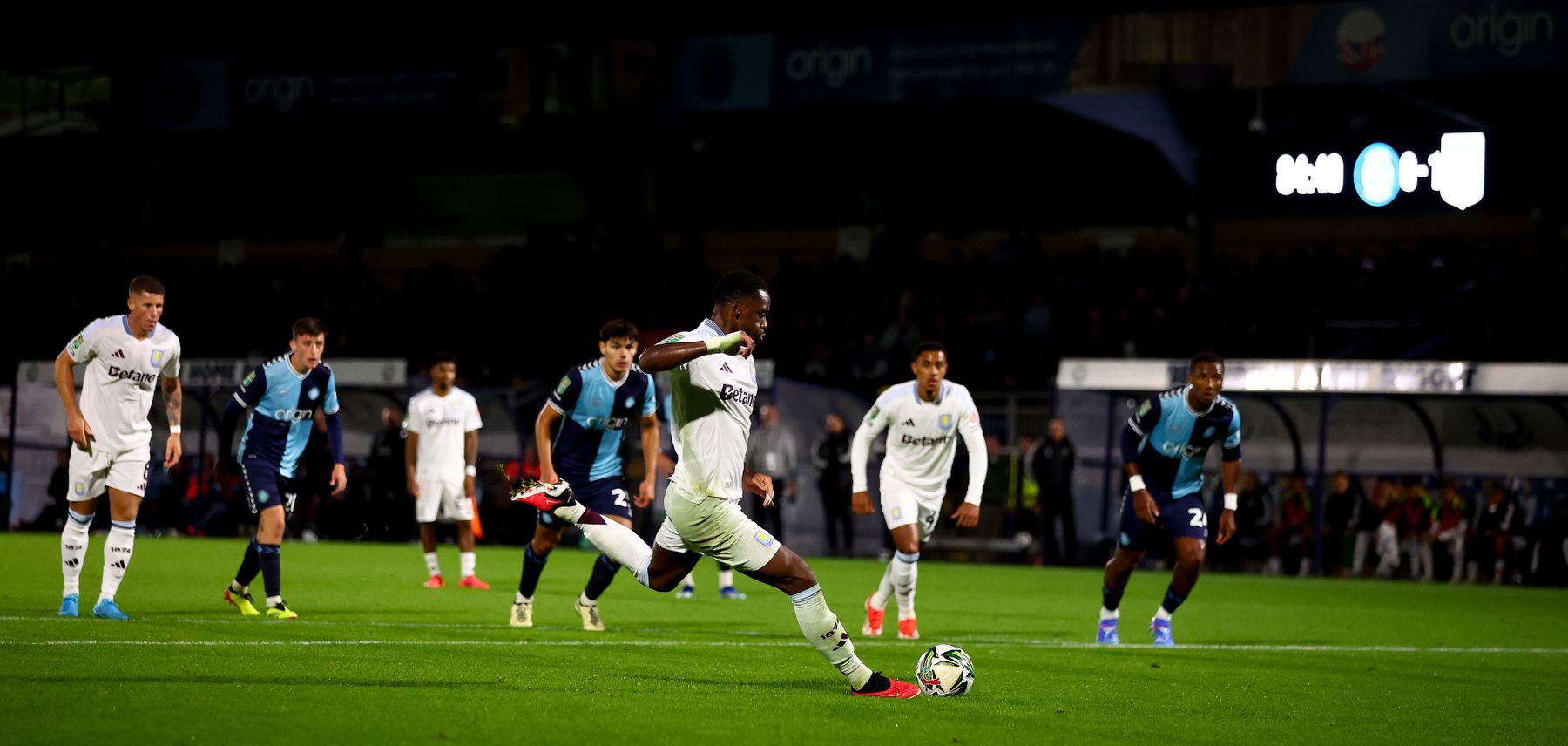 Wycombe Wanderers v Aston Villa