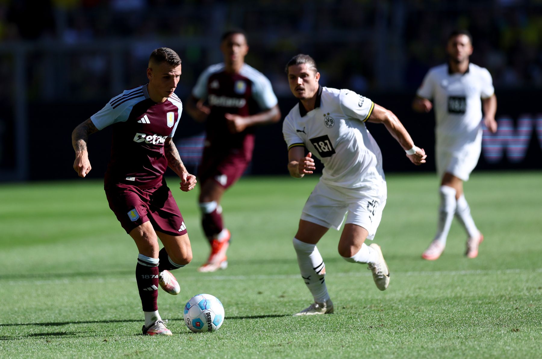 Borussia Dortmund v Aston Villa