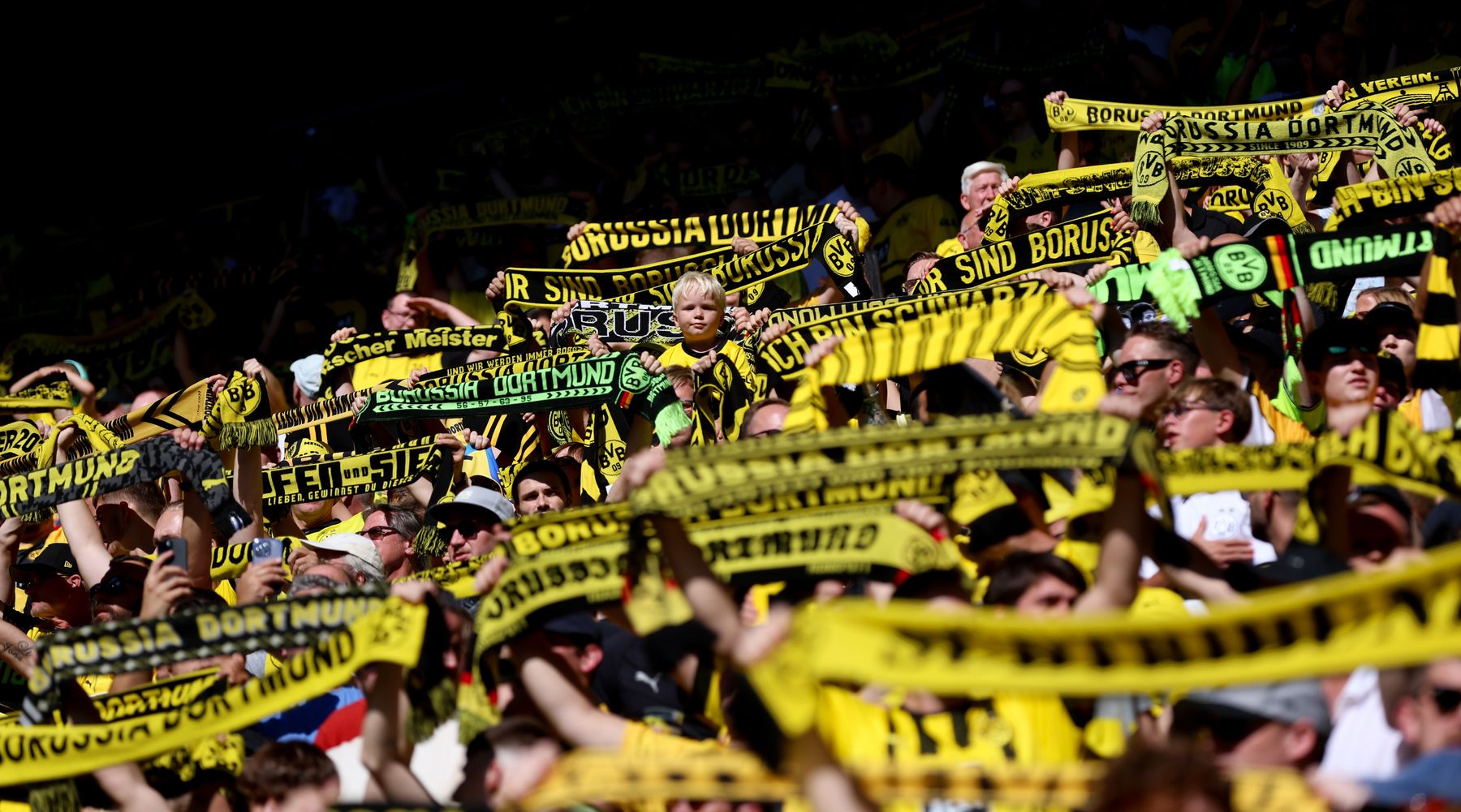 Borussia Dortmund v Aston Villa