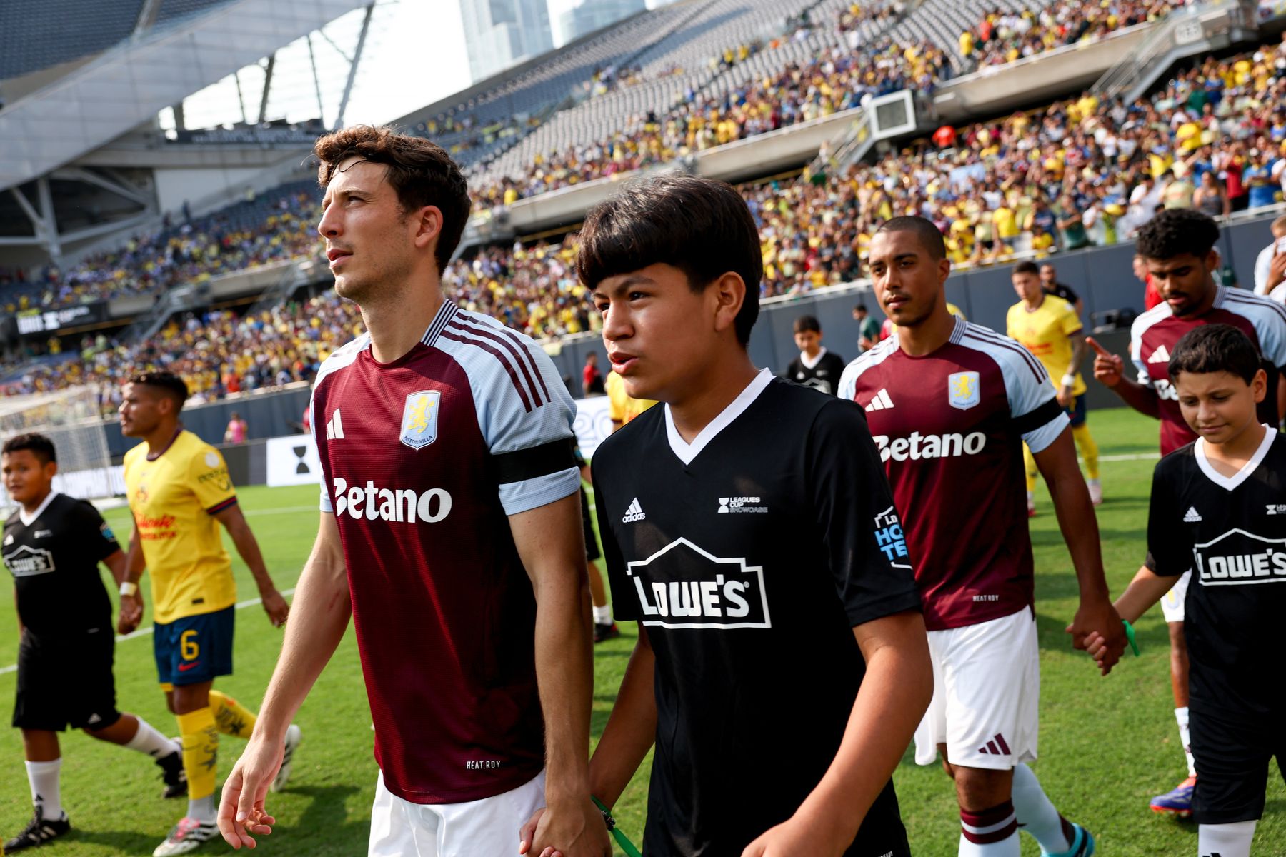 Aston Villa v Club América