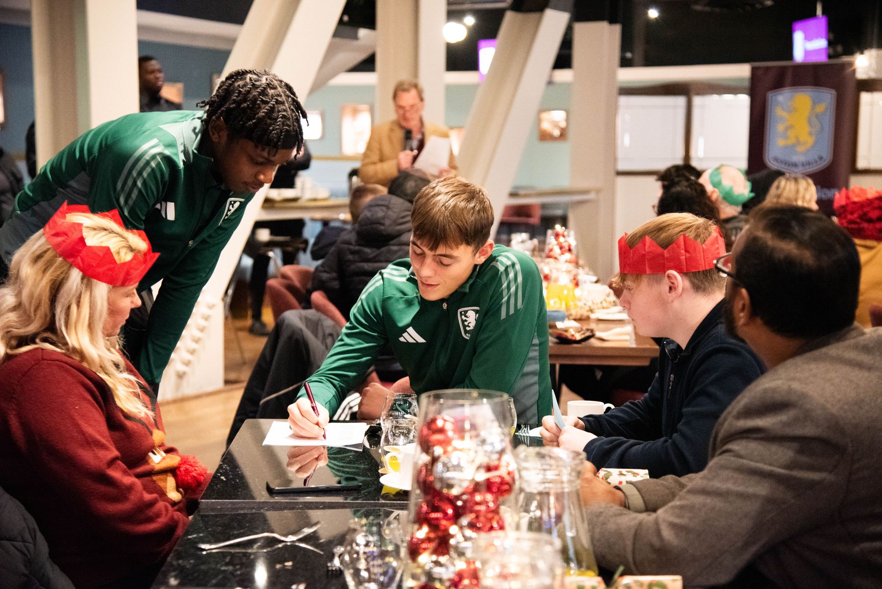 AVFC_FOUNDATION_FESTIVE_MEAL_2024-48.jpg