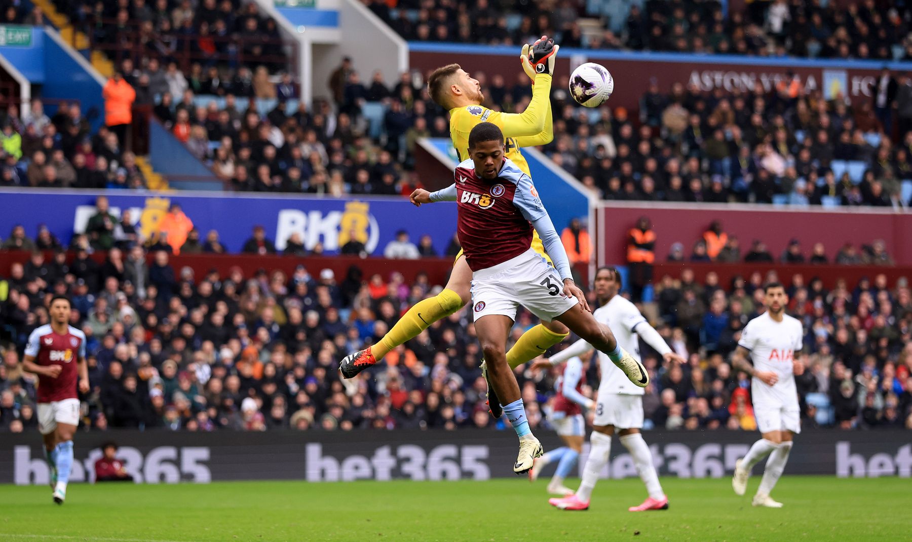 Aston Villa v Tottenham Hotspur