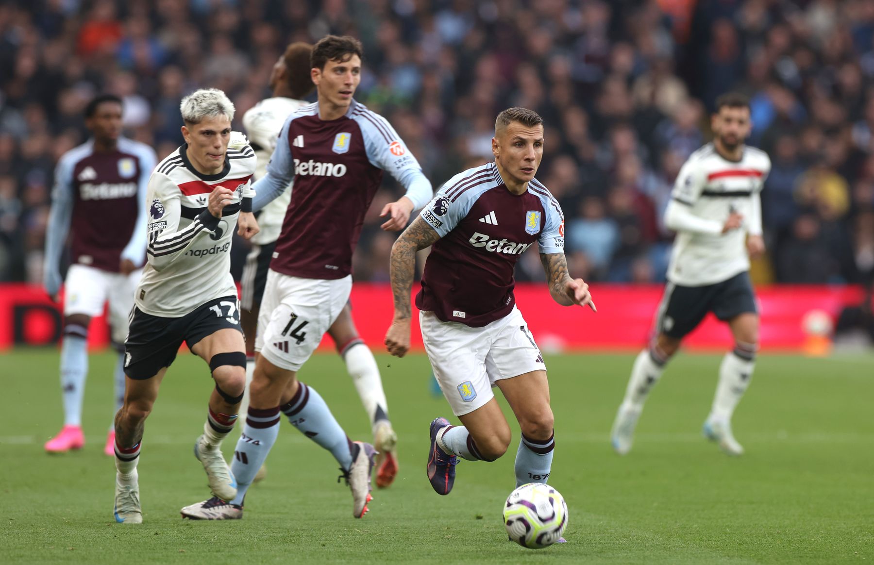 Aston Villa v Manchester United