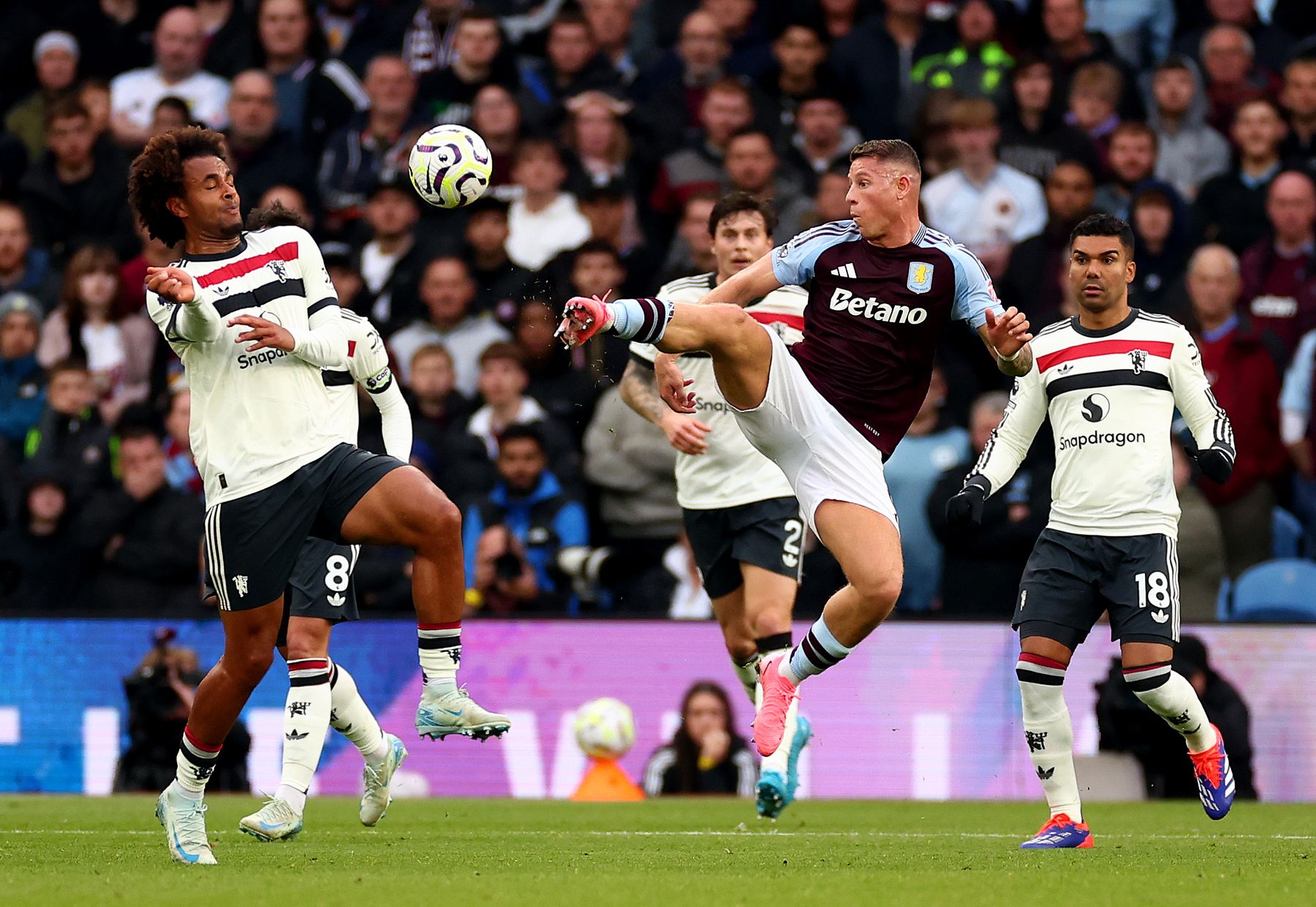 Aston Villa v Manchester United