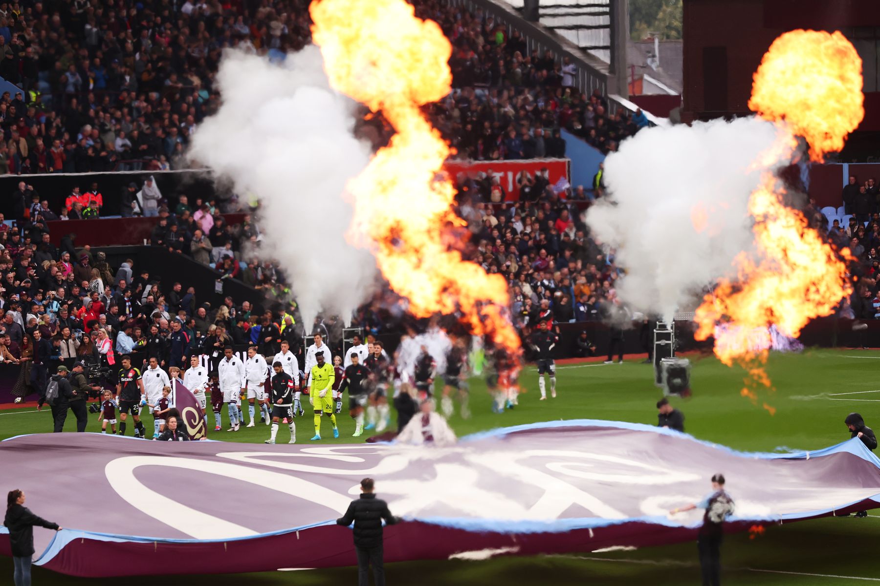 Aston Villa v Manchester United