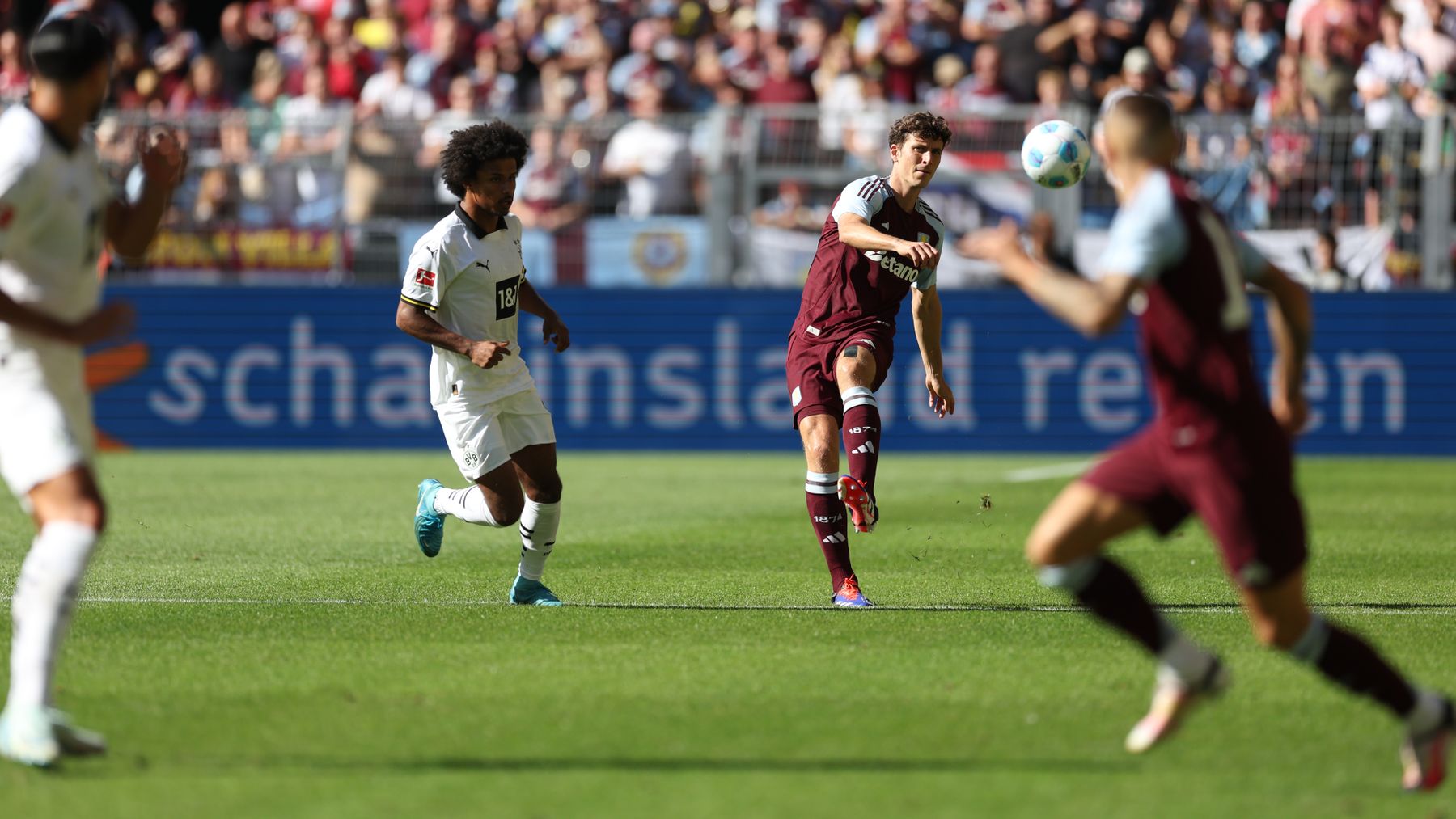 Borussia Dortmund v Aston Villa